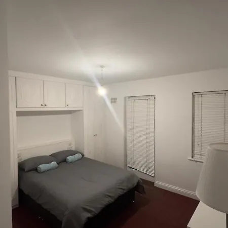 فندق Clontarf 2 3*